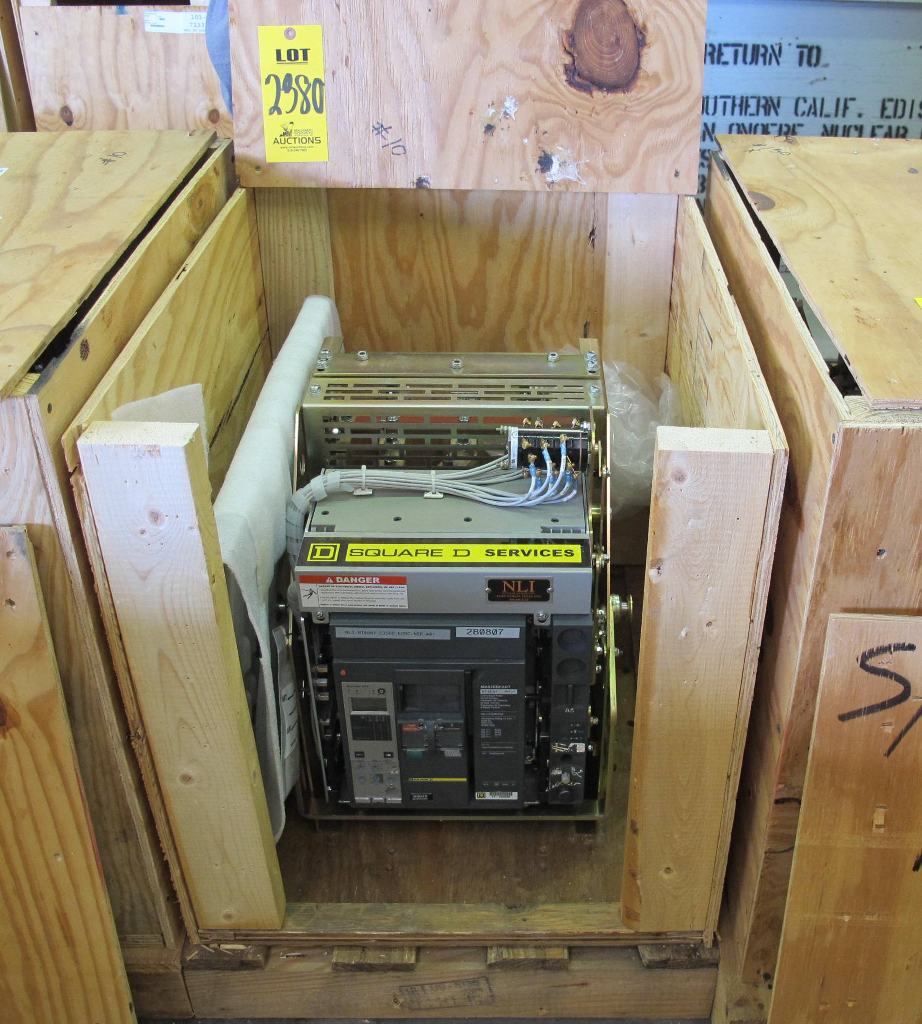 BREAKER, CIRCUIT, 600 FRAME AMP RATING, MASTERPACT NT 08N1 KIND, 3 POLE, 480 VOLT RATING SQUARE D DIRECT REPLACEMENT FOR NSR ABB K-600S INCLUDES ONE NEW 18" DOOR, MOUNTS USING EXISTING HINGES > CONTINUOUS CURRENT: 600A > INTERRUPTING RATING: 30KA @ 535VAC > 125VDC OPERATED > MICROLOGIC TRIP UNIT 5.0A > 800A SENSOR > 400A SENSOR PLUG > 18" DOOR, PART # NLI-NT08N1-LISB8-EODC-NSR-001 (W-44) LOADING & HANDLING FEE $15-